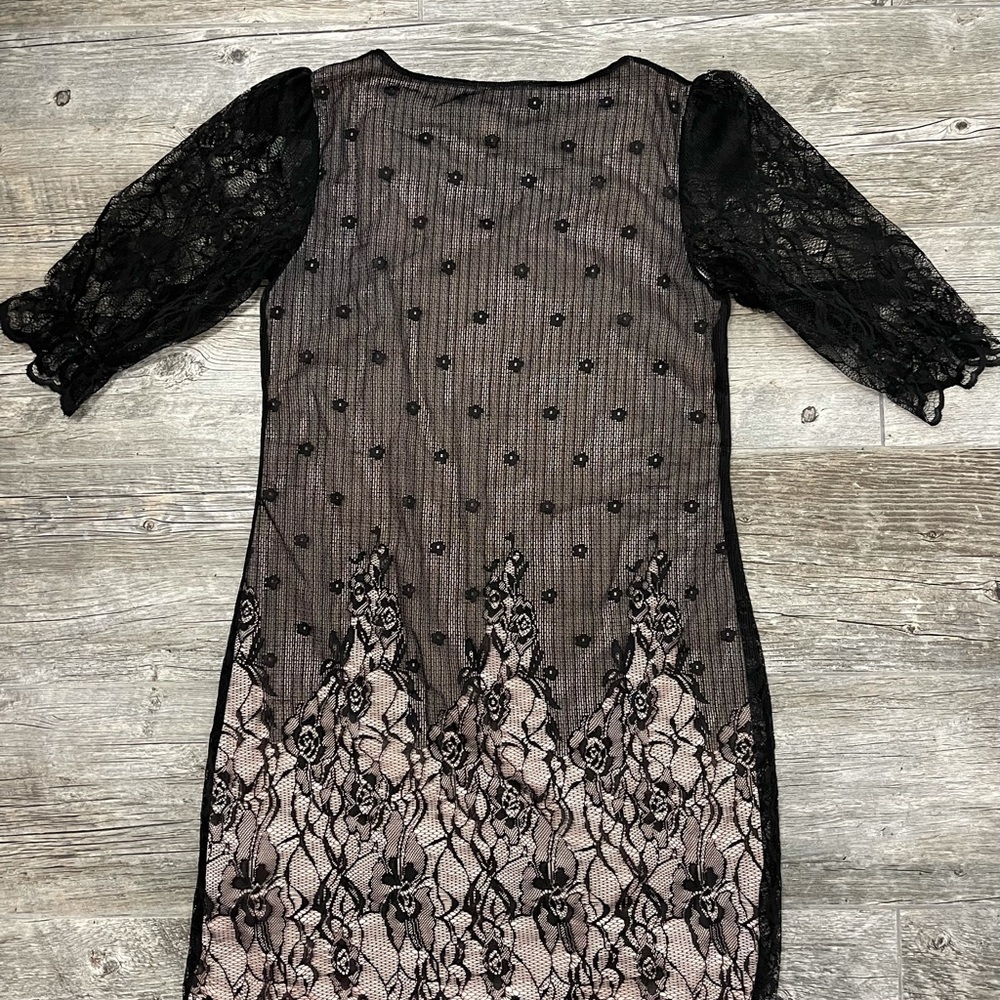 Dress - Picture 2 of 3